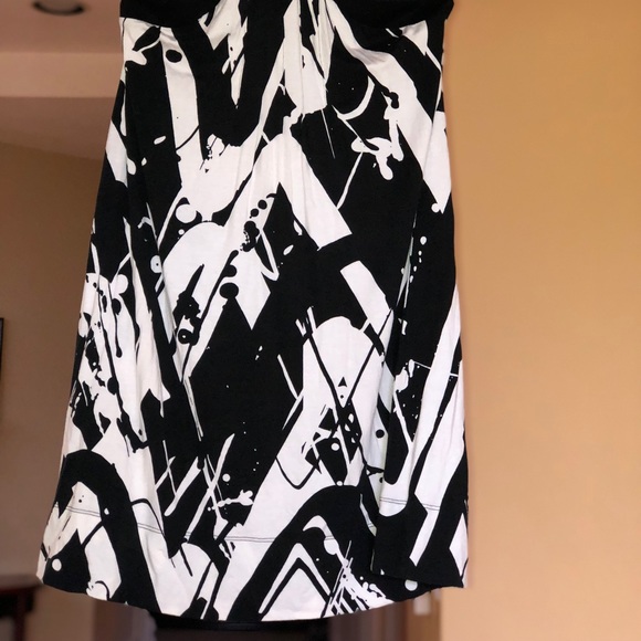 Express dress - Picture 3 of 4